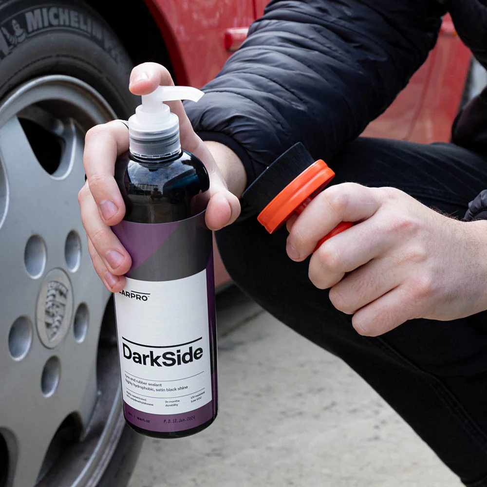 CARPRO DarkSide | Tyre Shine & Rubber Sealant - Image 2