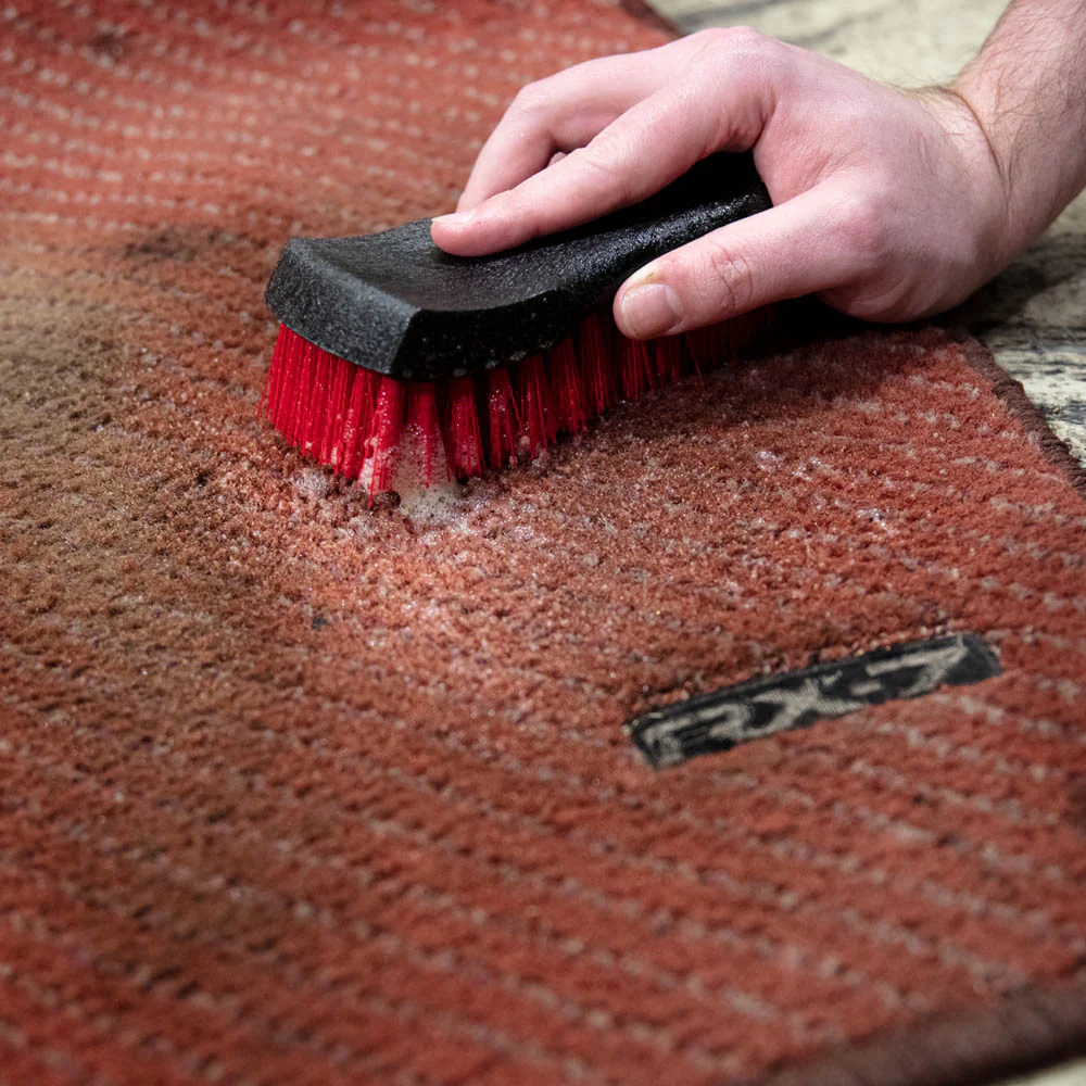 Wheel Woolies Plus - Carpet & Upholstery Brush - Image 2